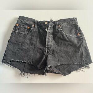 501s Levi's Dark black Denim Highwaisted Jean Shorts